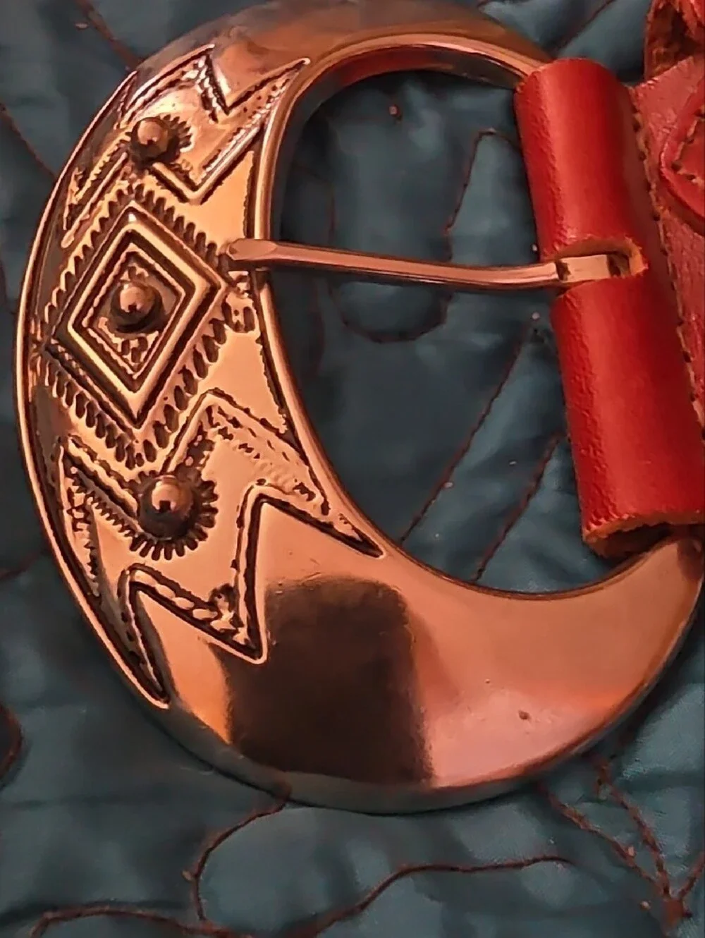 Woven Leather Western-Style Women's Belt in Maroon with Silver Buckle Accents